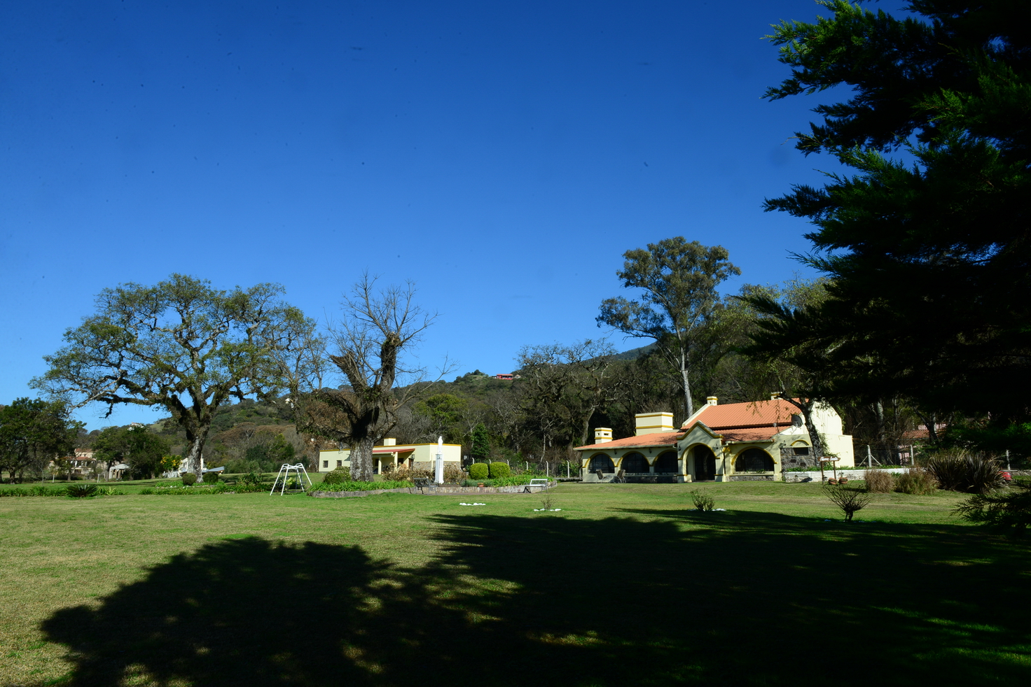 Frente del Colegio predio_nazareth2
